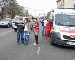 В Одессе БМВ протаранил маршрутку, есть жертвы